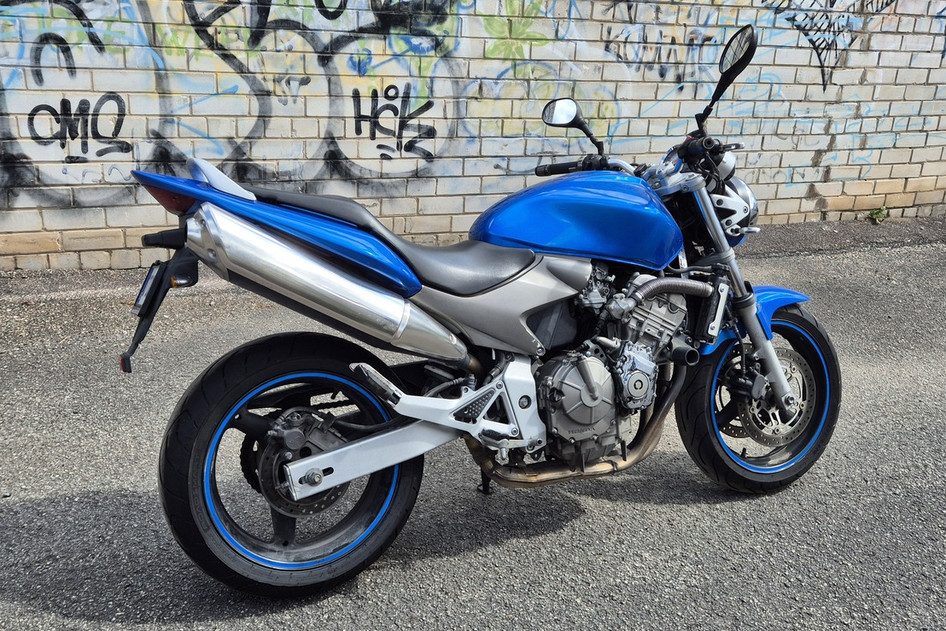 Honda CB, 2004, 0.6, 71 kW, бензин, механическая, задний привод
