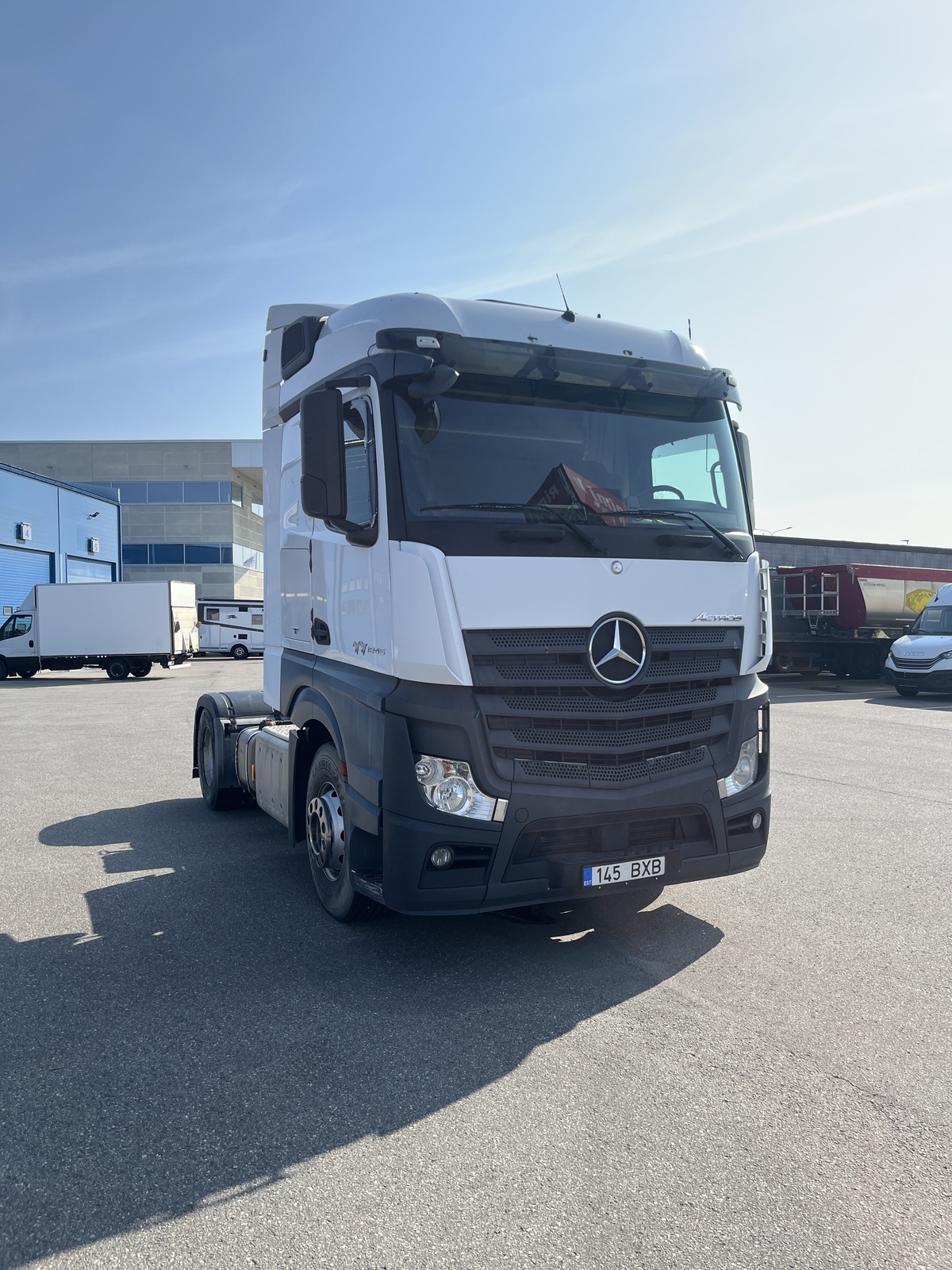 Mercedes-Benz Actros 2016, kuva 2/16