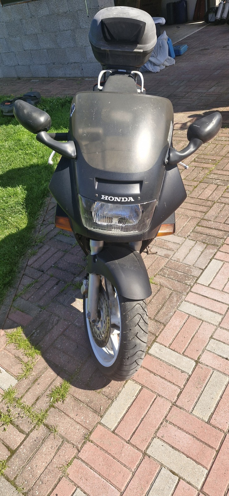 Honda VFR 750F 1991, kuva 2/6