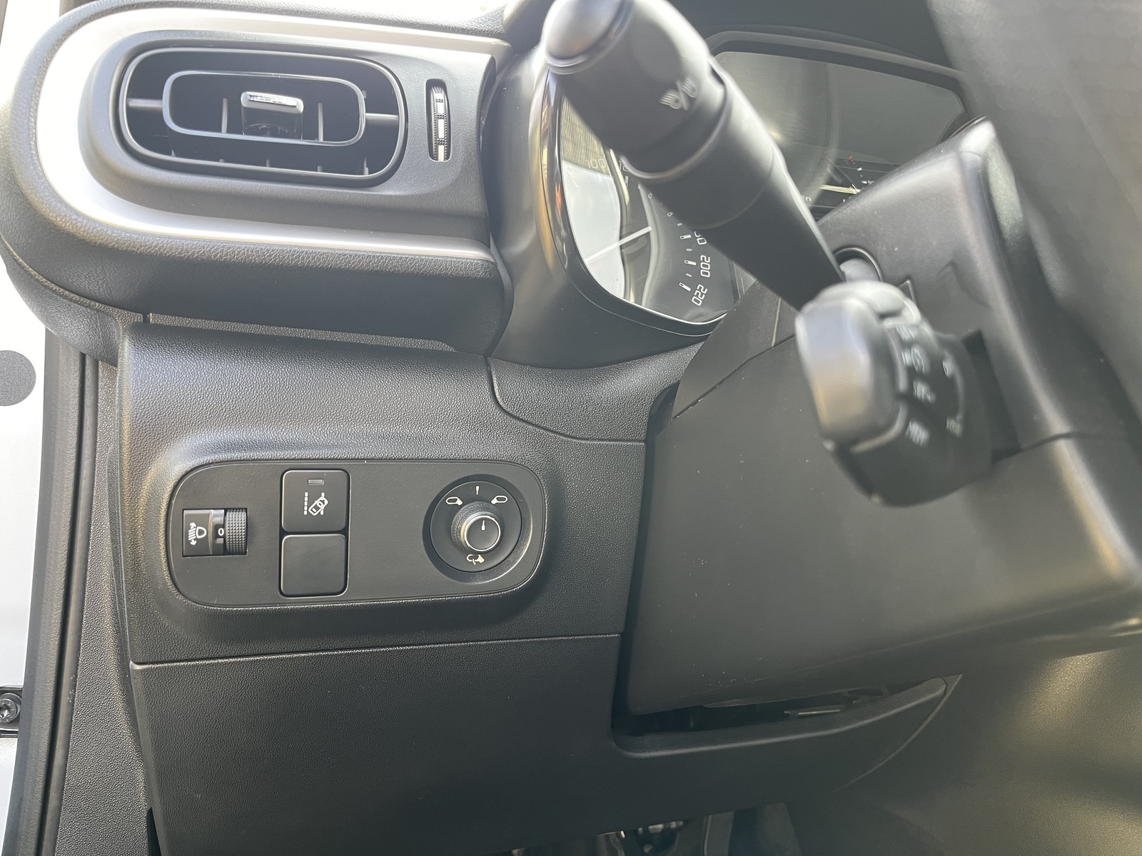 Citroën C3 2019, photo 7/8