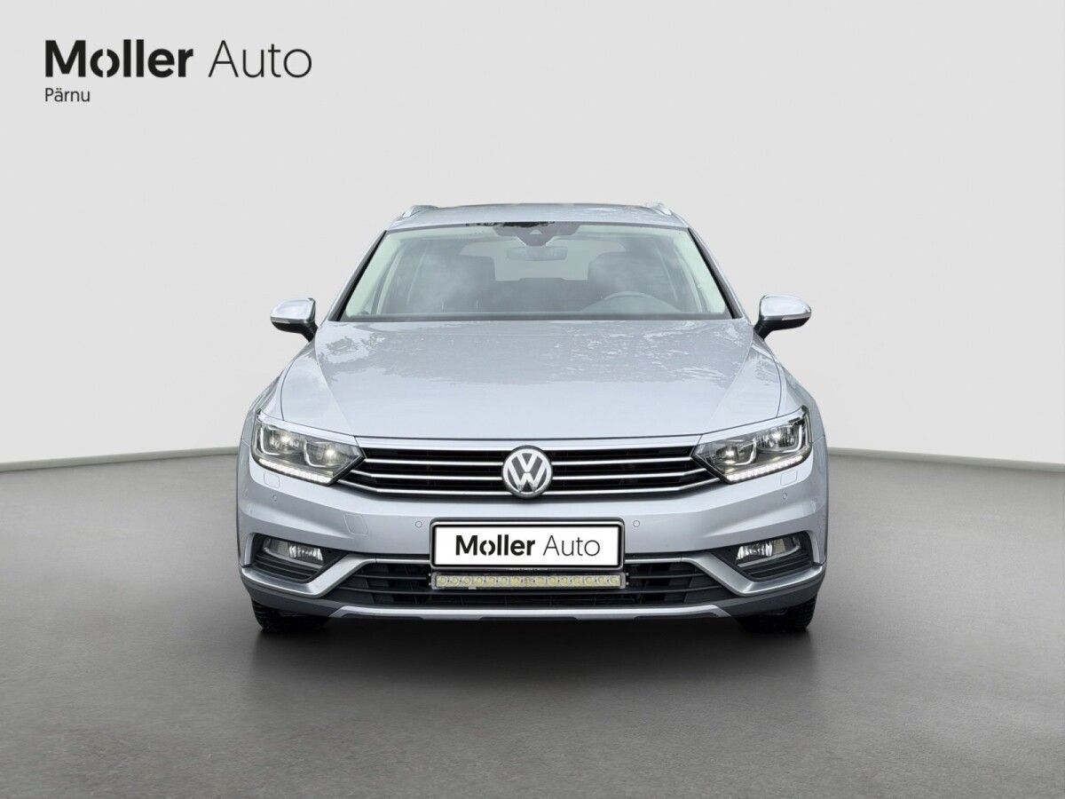 Volkswagen Passat 2018, photo 3/22