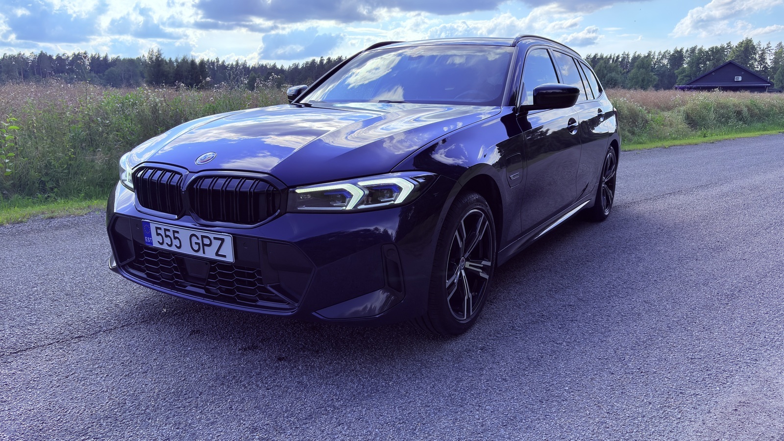 BMW 330 2022, kuva 4/10