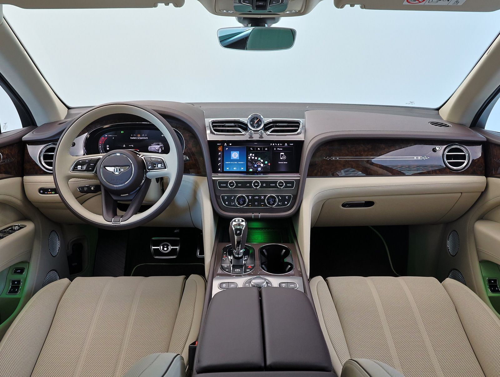 Bentley Bentayga 2026, photo 5/22
