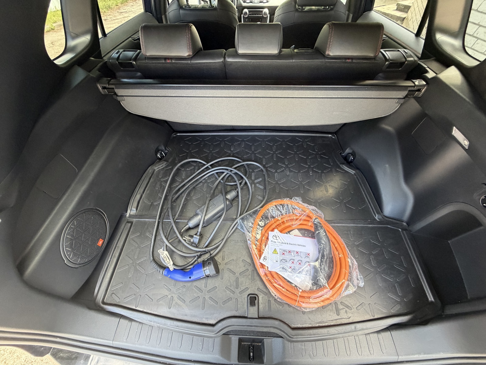 Toyota RAV4 2022, photo 3/10
