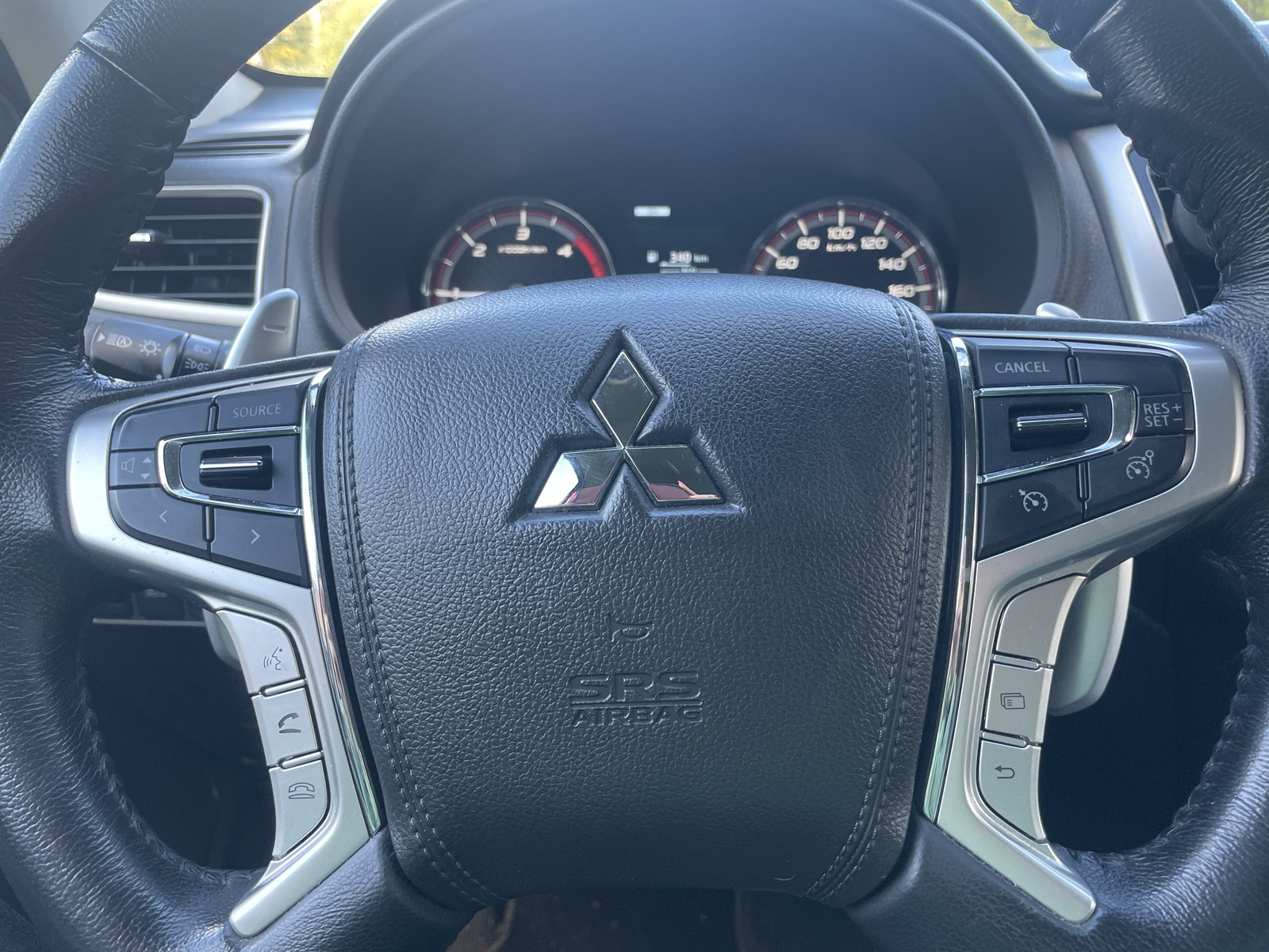 Mitsubishi L200 2021, photo 4/7