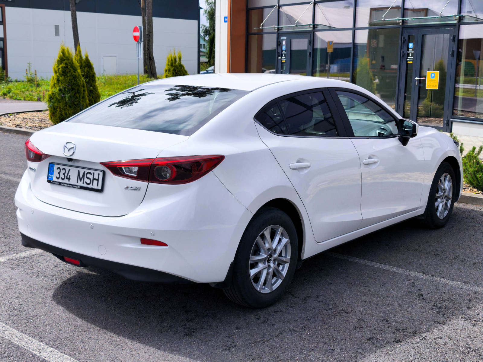 Mazda 3 2019, photo 2/19