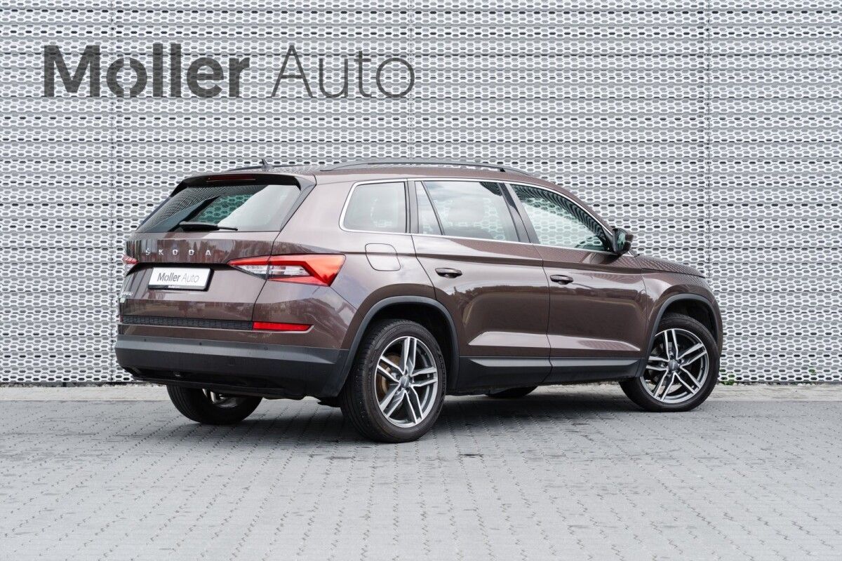Škoda Kodiaq 2019, photo 4/10