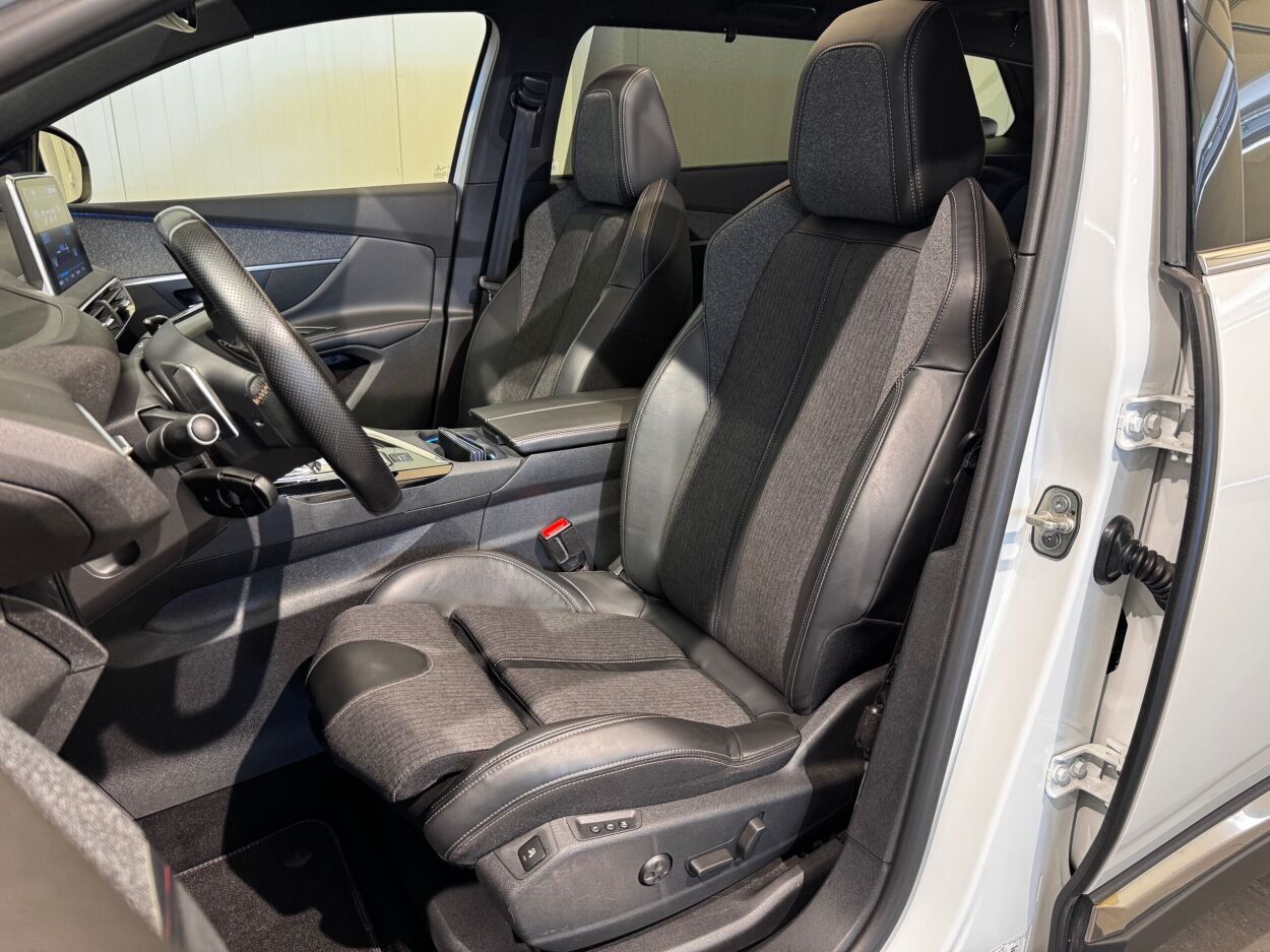 Peugeot 5008 GT-Line Plus AT6 1.6 121kW 2018, photo 7/10