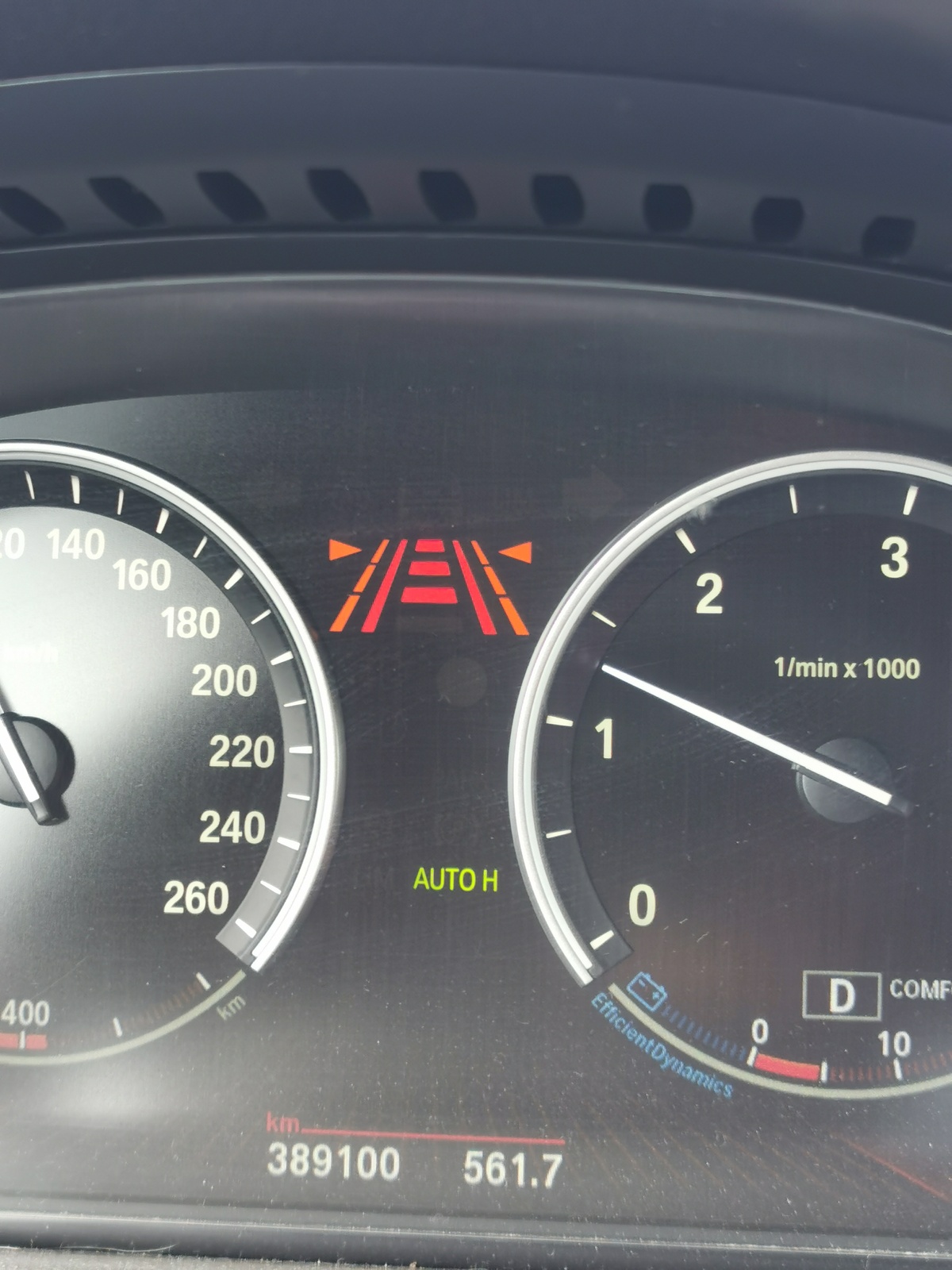 BMW 530 2011, photo 6/15