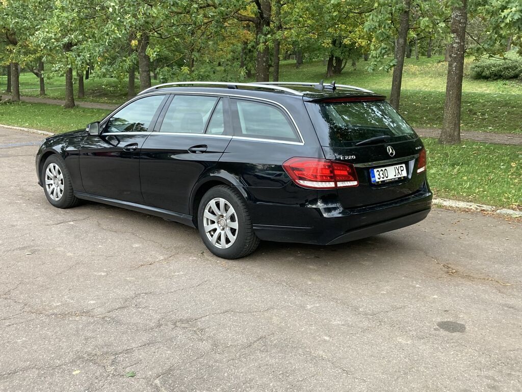 Mercedes-Benz E 220 2016, kuva 3/9