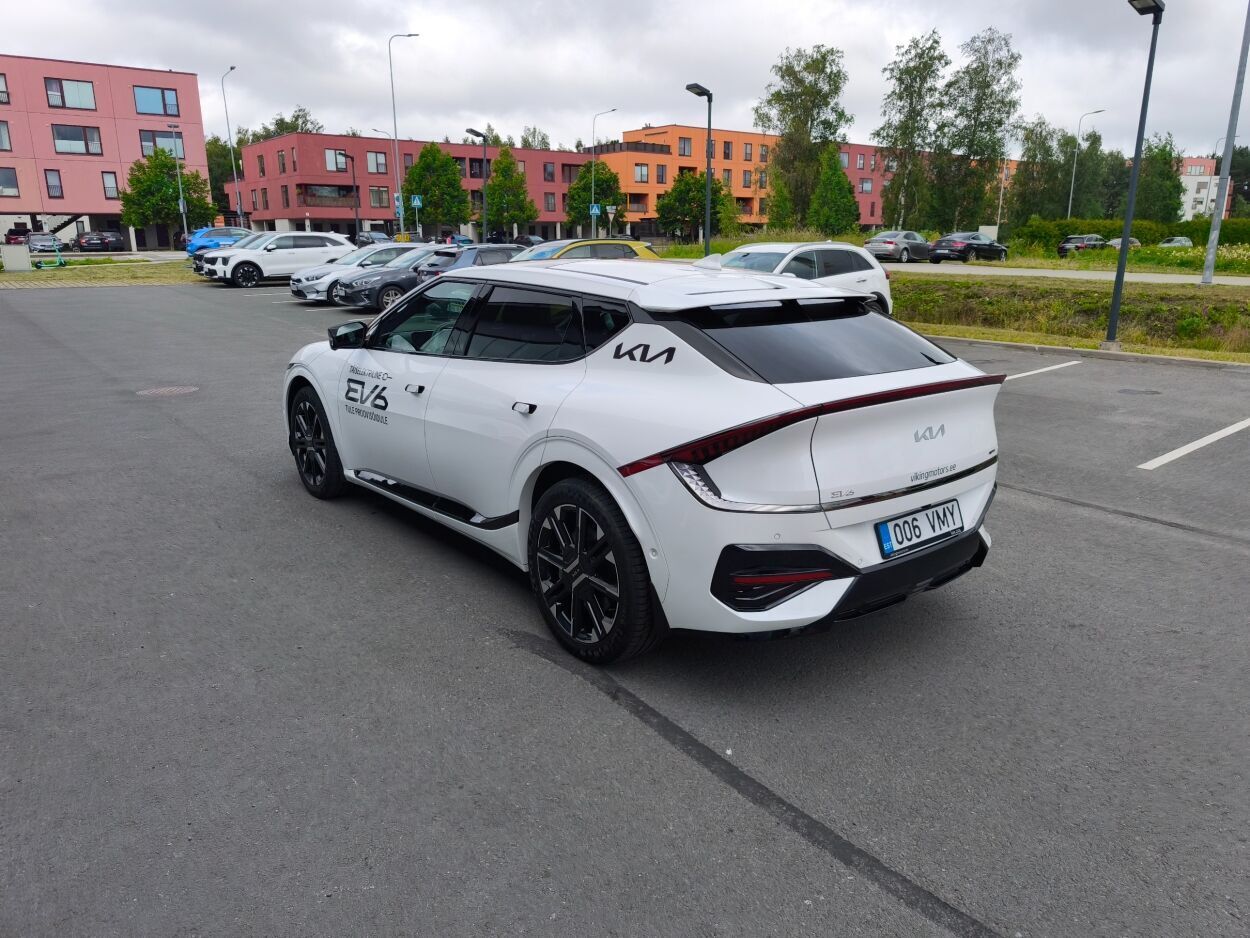Kia EV6 2025, photo 4/10
