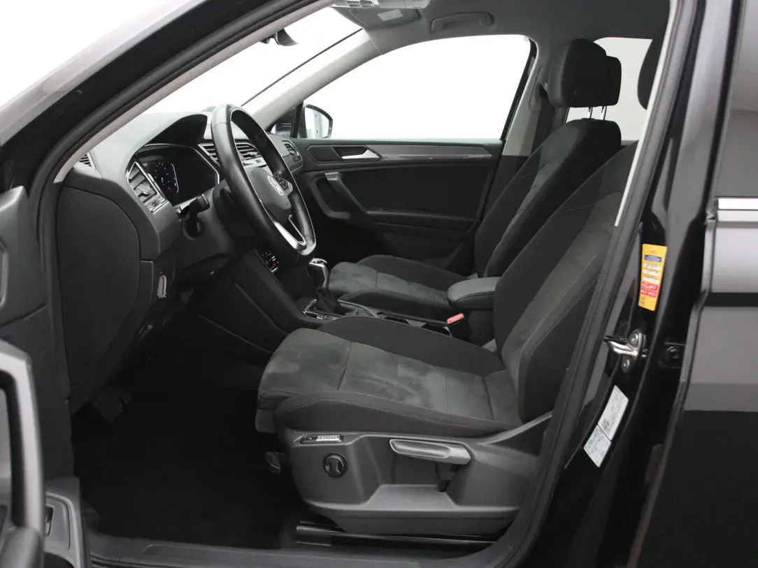Volkswagen Tiguan 2021, photo 4/43