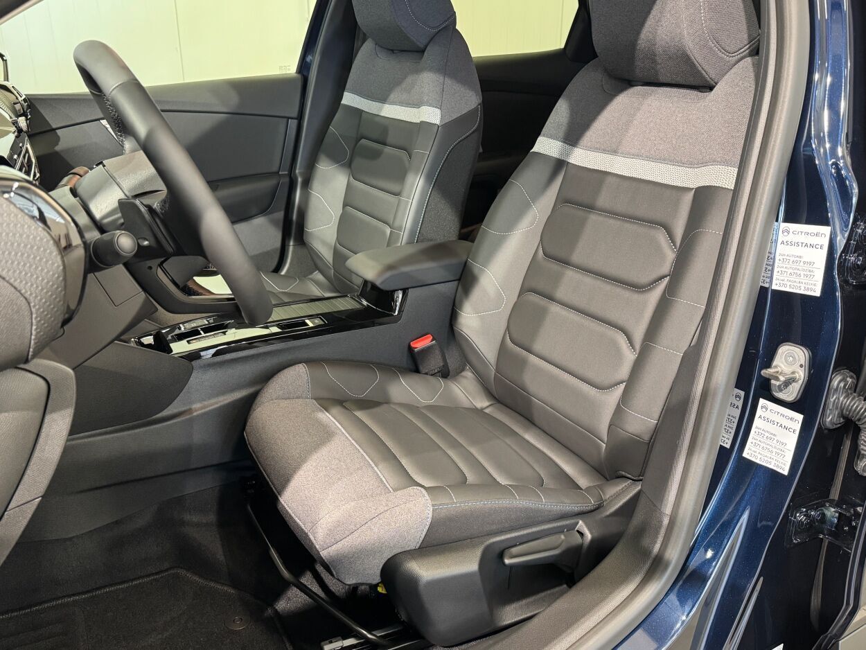 Citroën C4 2024, photo 7/10