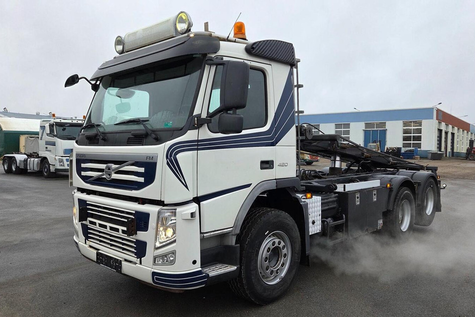 Volvo FM420 6X2 manual full steel, 2013, 12.8, 315 kW, diesel, manual, rear-wheel drive