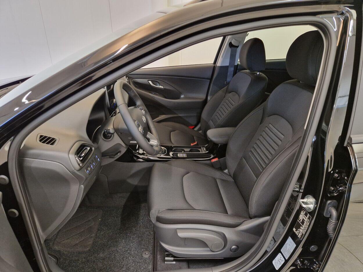 Hyundai i30 2026, photo 7/19