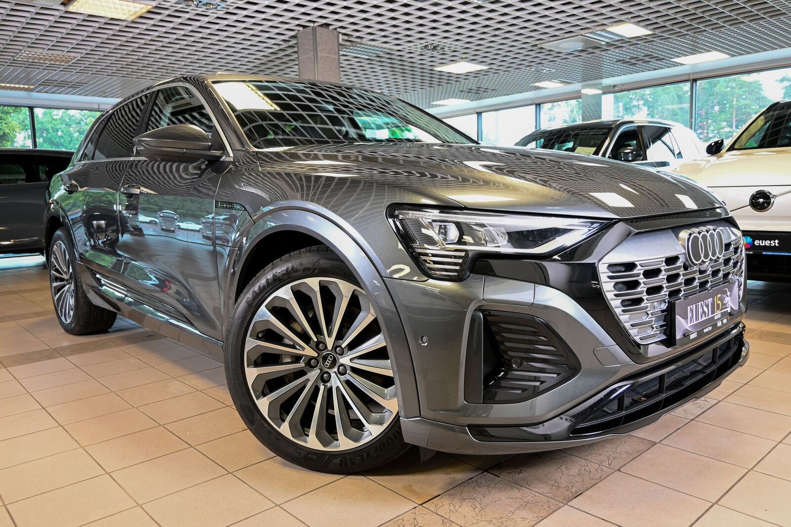 Audi Q8 e-tron QUATTRO B&W LUXURY+ S-LINE SAFETY PRO FU 55 Long range 300kW
