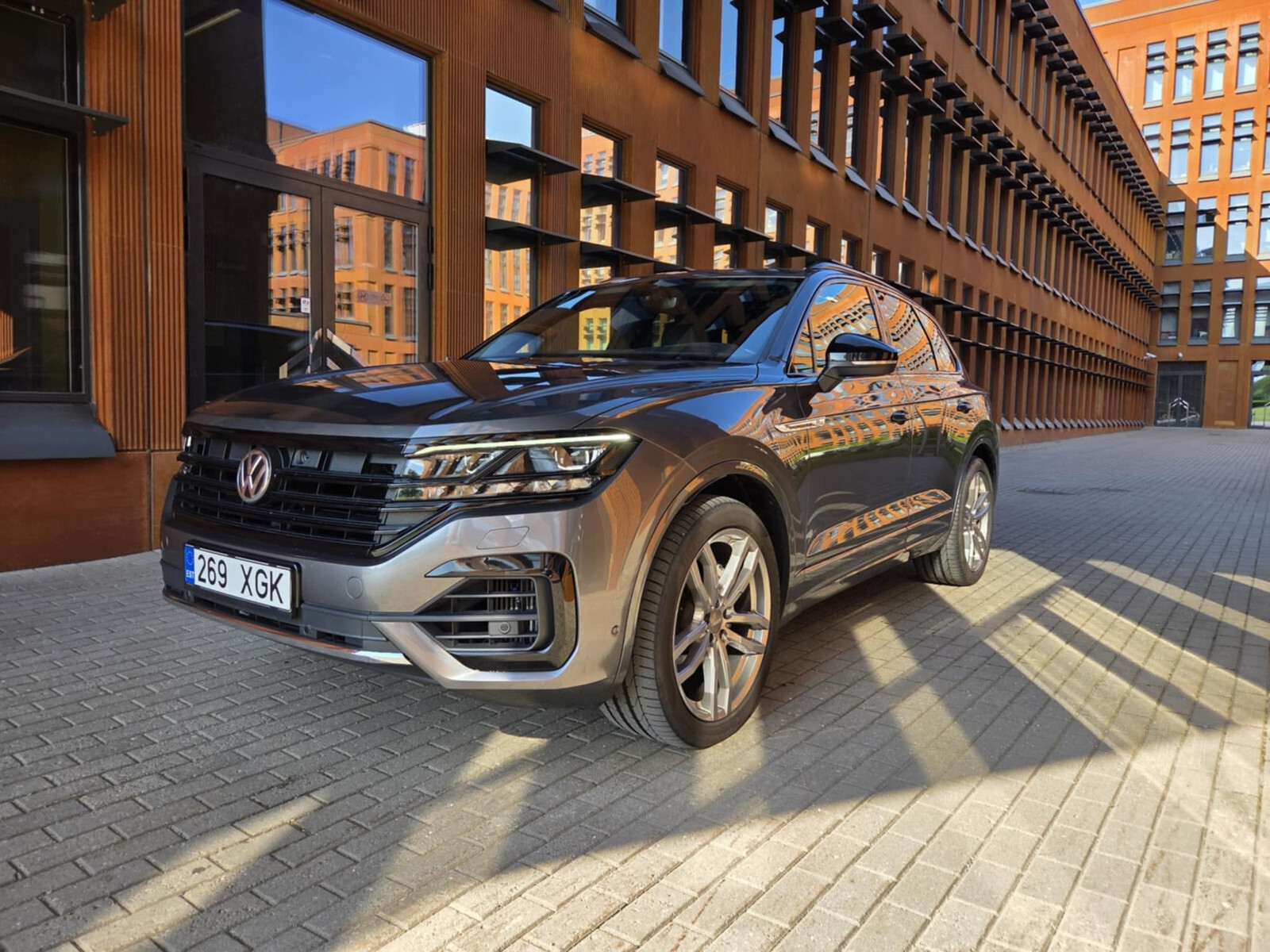 Volkswagen Touareg 2019, kuva 4/10
