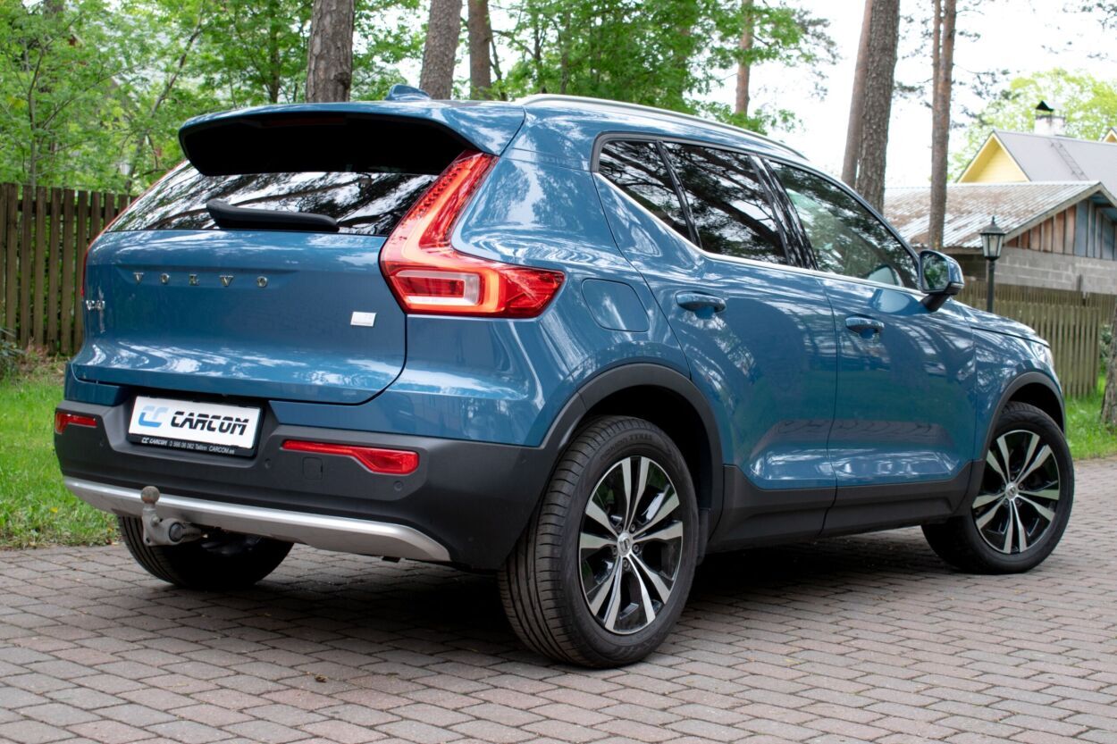 Volvo XC40 2022, kuva 2/10