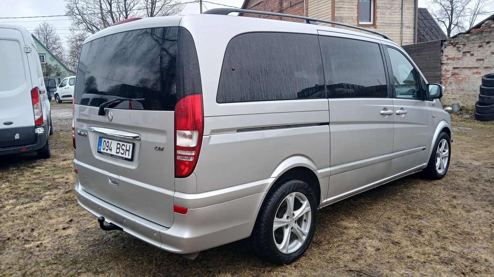Mercedes-Benz Viano 2011, photo 4/19