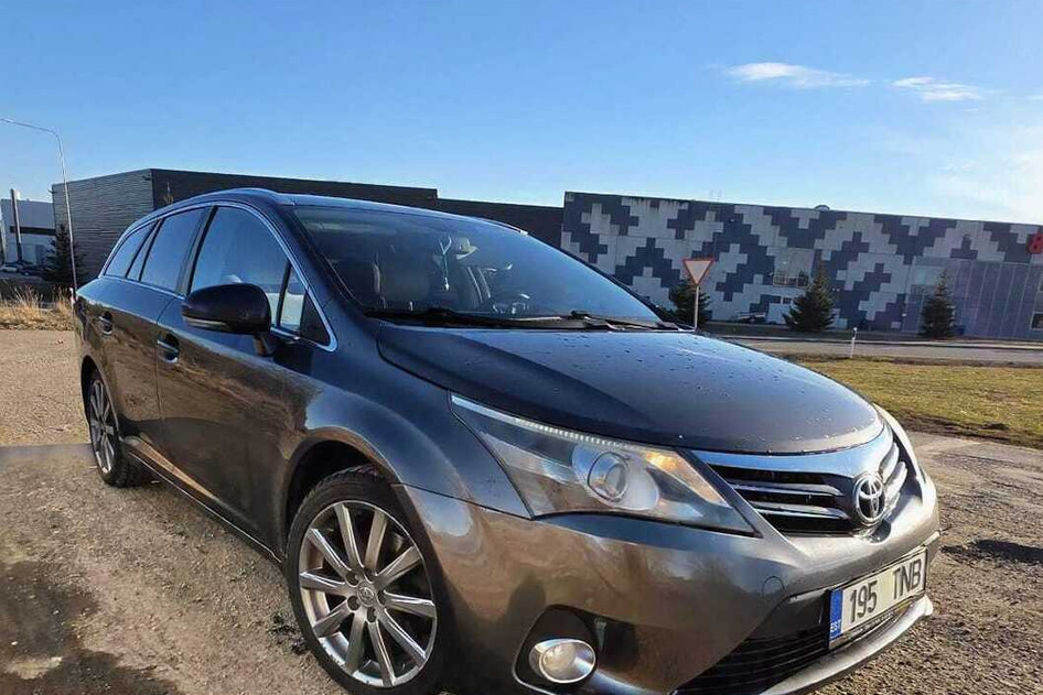 Toyota Avensis, 2014, 110 kW, дизель, автомат, передний привод