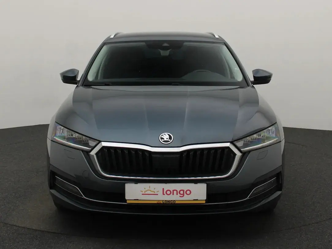 Škoda Octavia 2021, photo 3/37