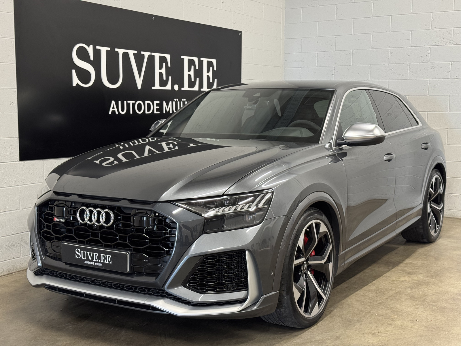Audi RSQ8
