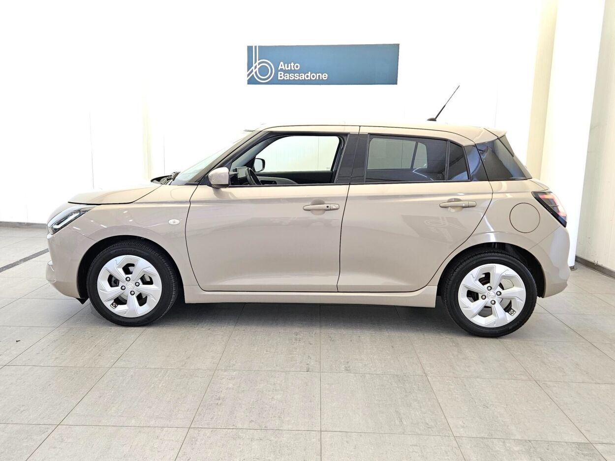 Suzuki Swift 2024, photo 3/10