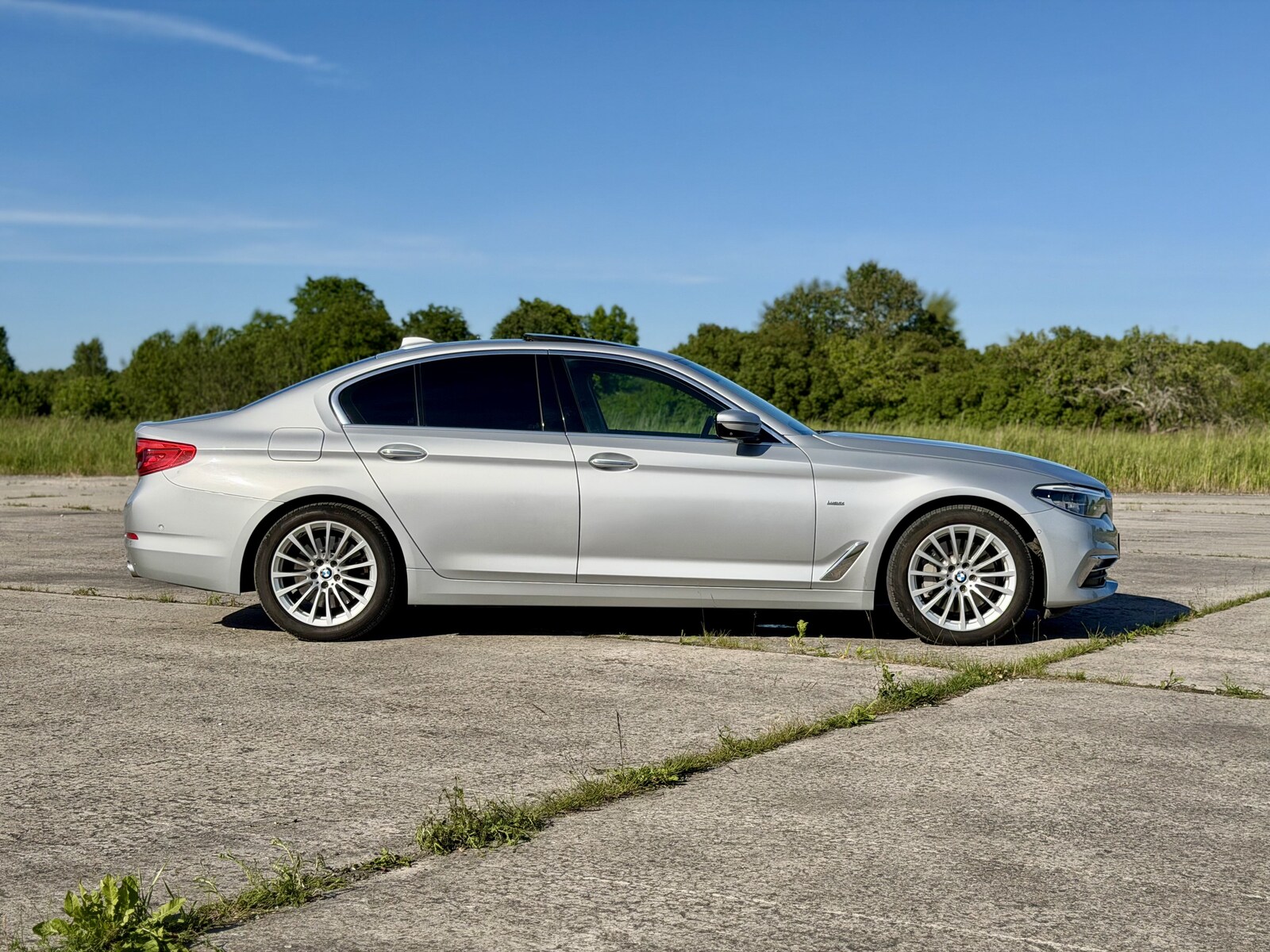 BMW 530 2018, photo 5/25