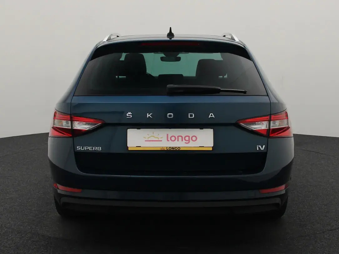 Škoda Superb 2020, photo 5/10