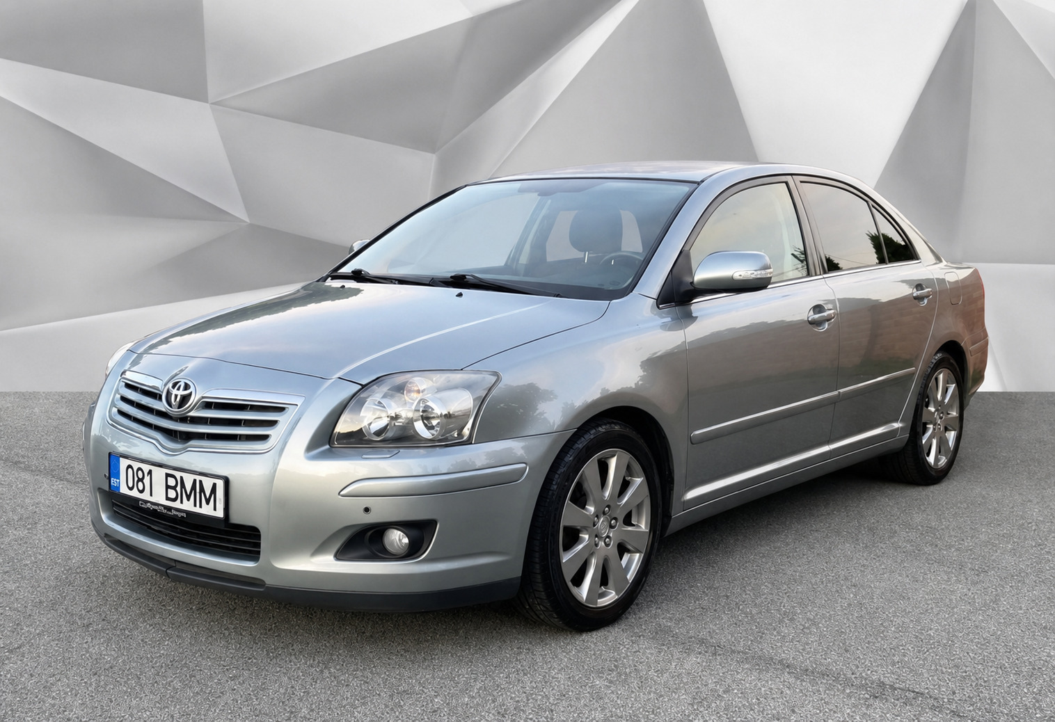 Toyota Avensis Linea Sol 2.4 120kW