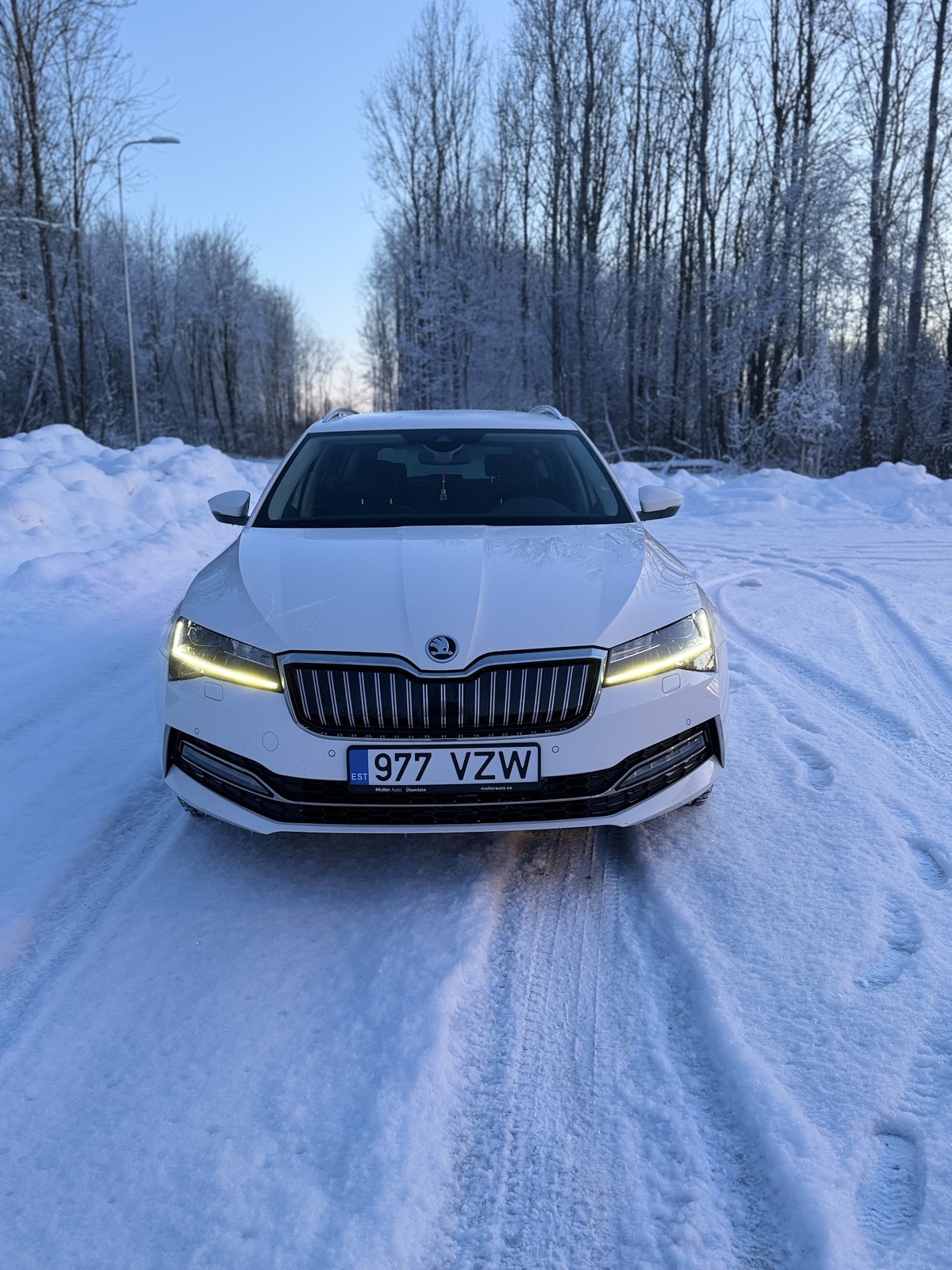 Škoda Superb 2021, kuva 3/15