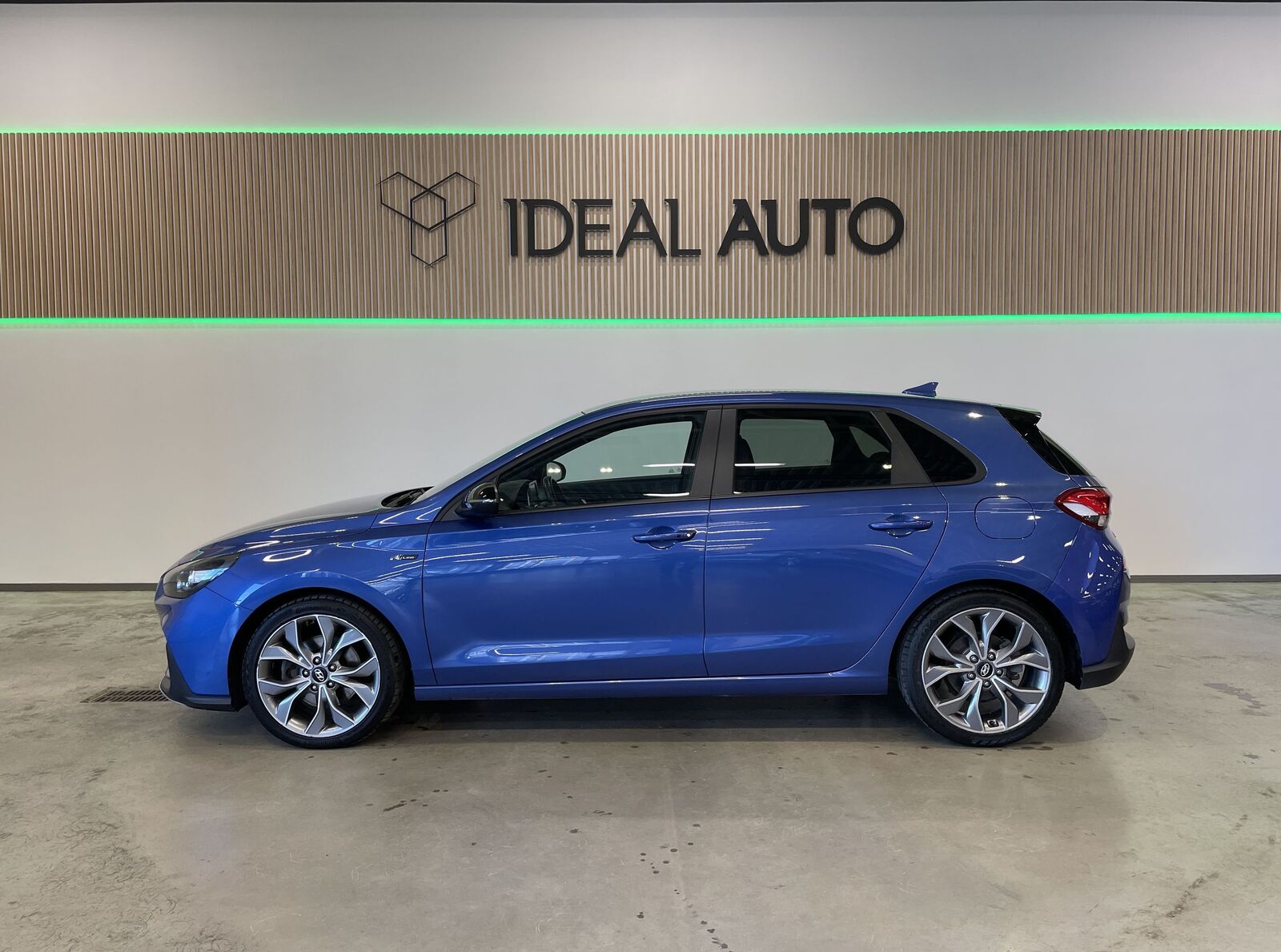 Hyundai i30 2021, photo 2/23