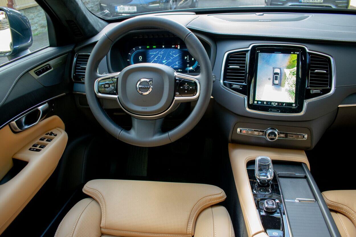 Volvo XC90 2024, photo 3/10