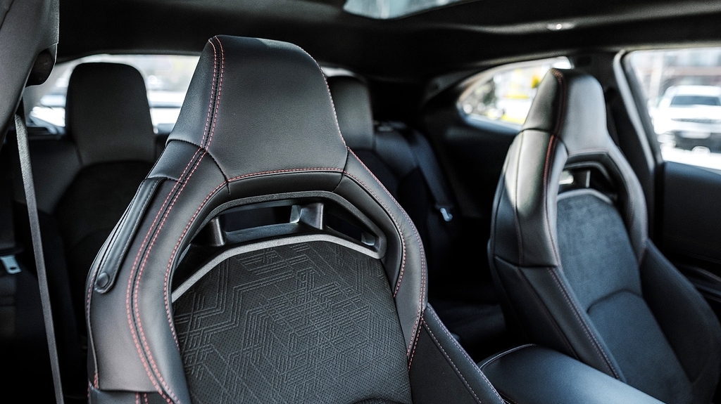 Dodge Charger 2026, photo 6/9