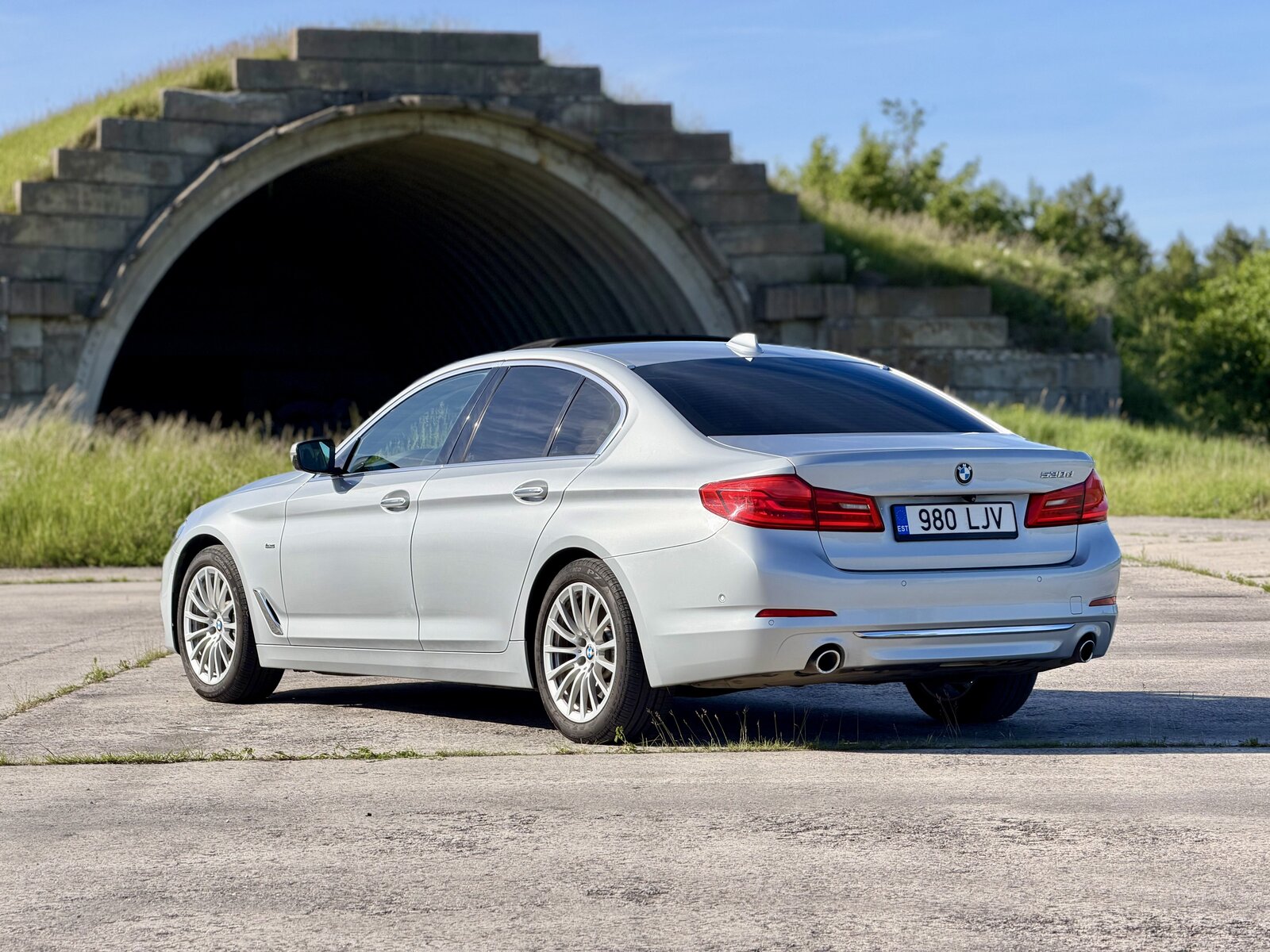 BMW 530 2018, photo 7/25