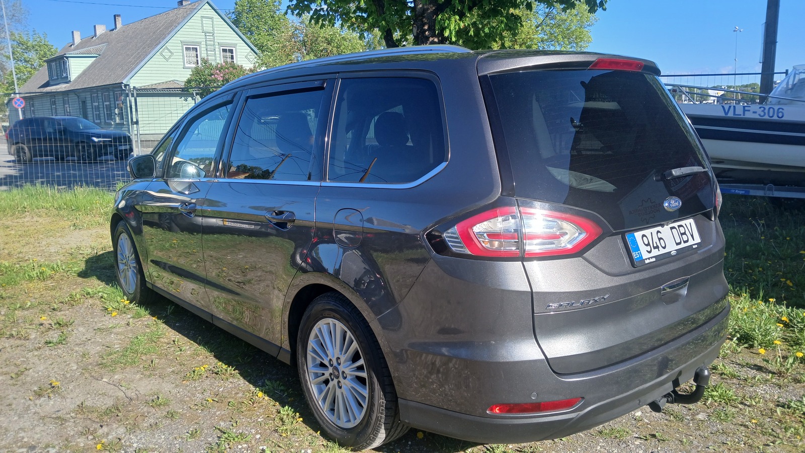 Ford Galaxy 2017, photo 4/17