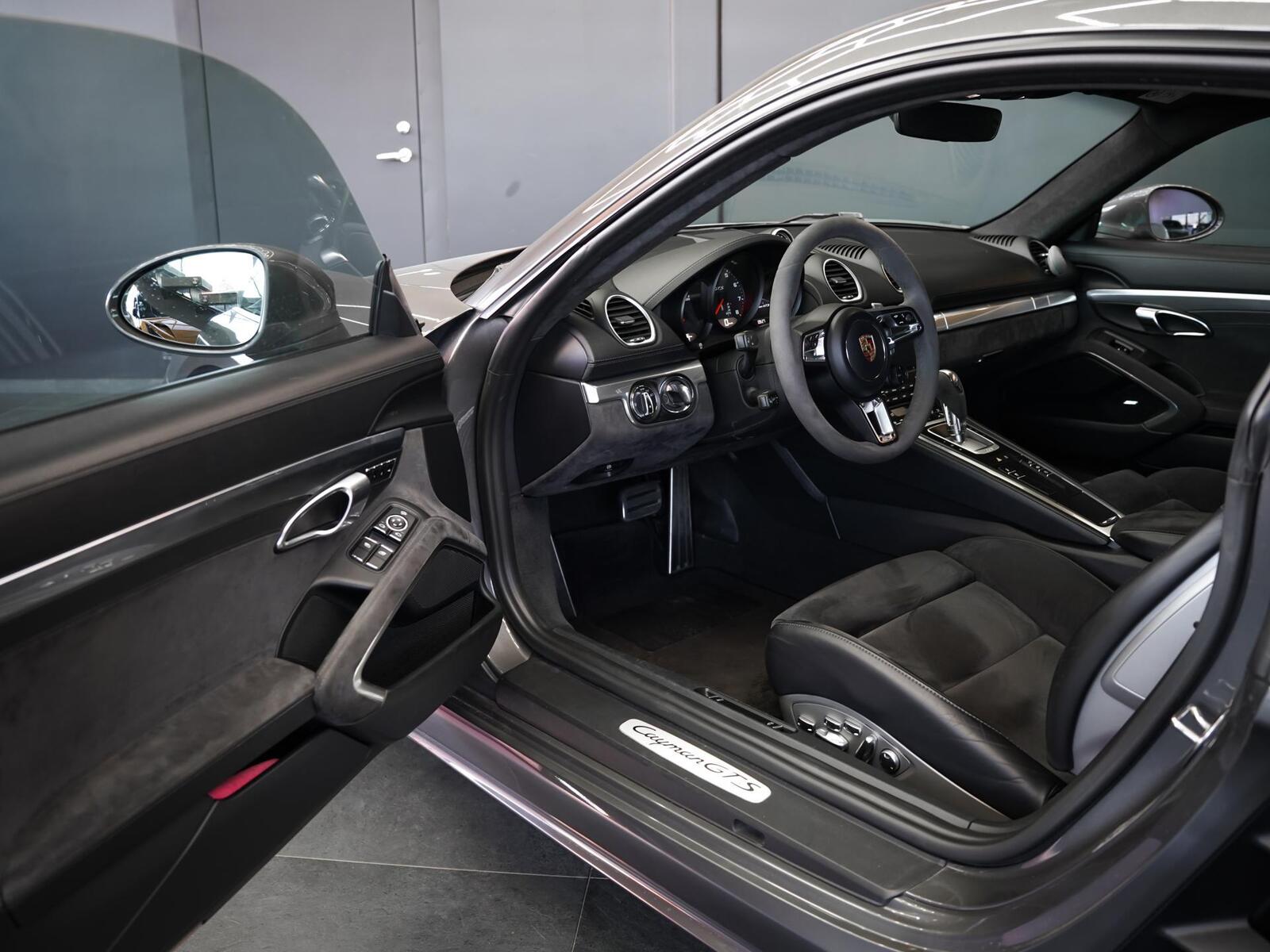 Porsche 718 Cayman GTS 2.5 269kW 2020, photo 5/13