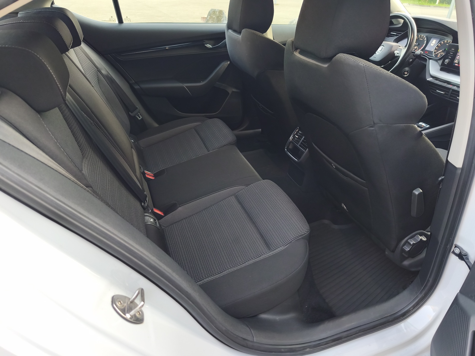 Škoda Octavia 2021, photo 7/9