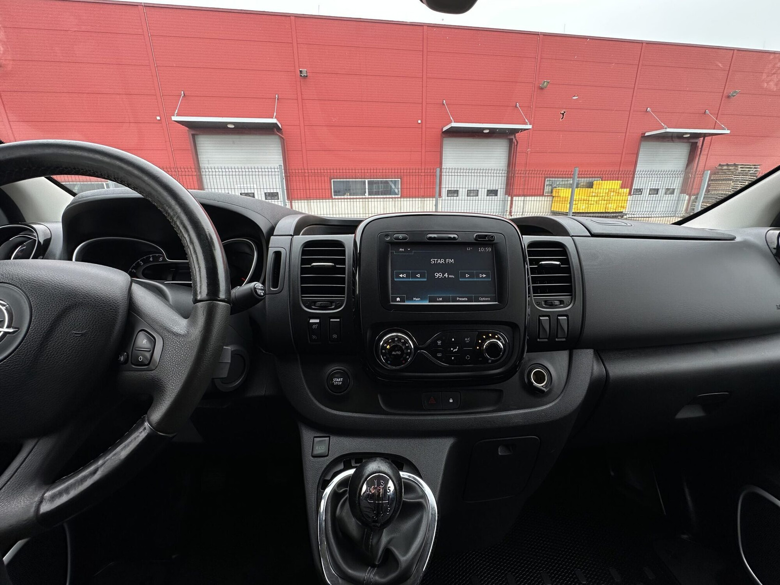 Opel Vivaro 2018, kuva 6/17