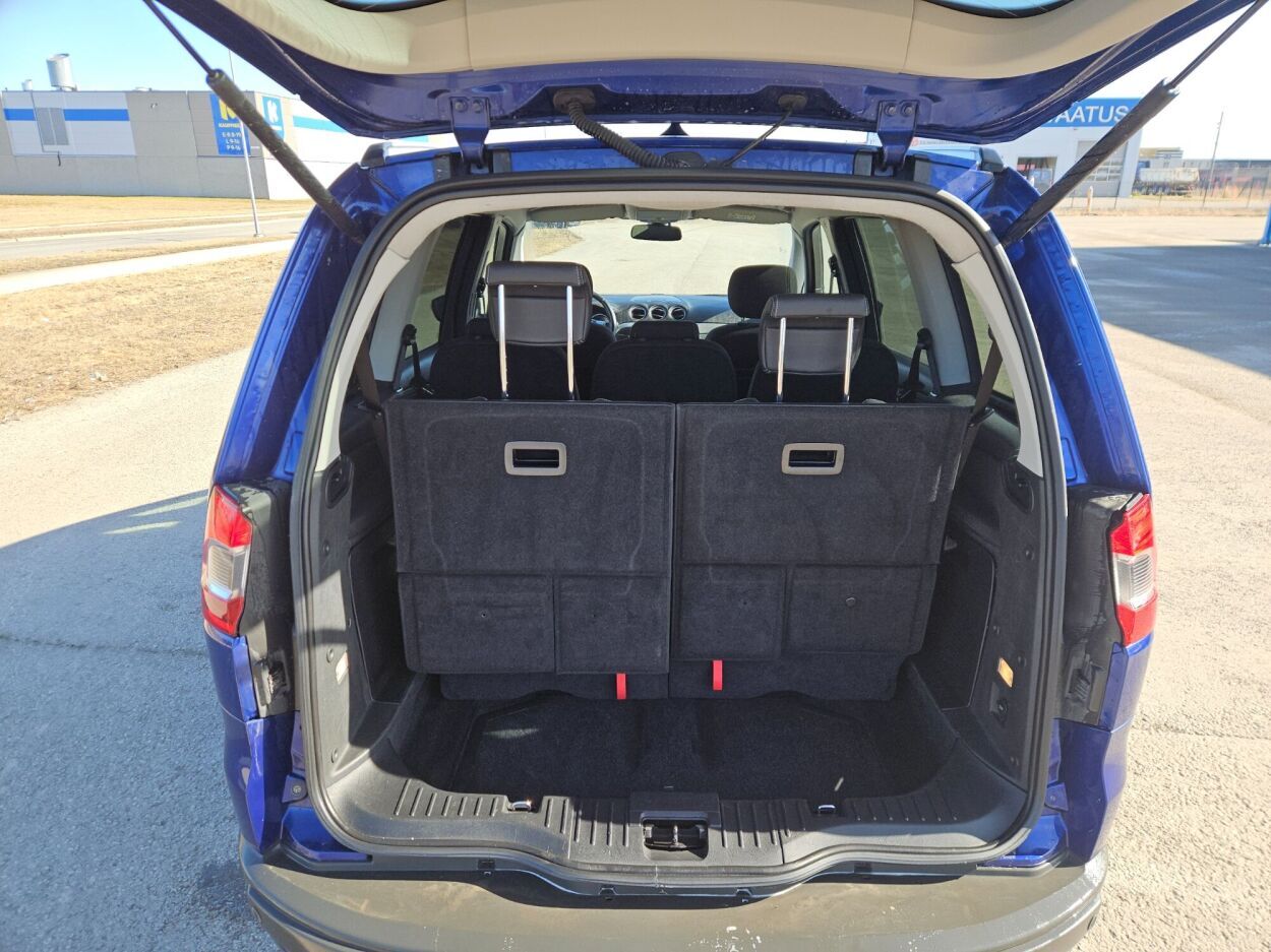 Ford Galaxy 2015, kuva 4/6