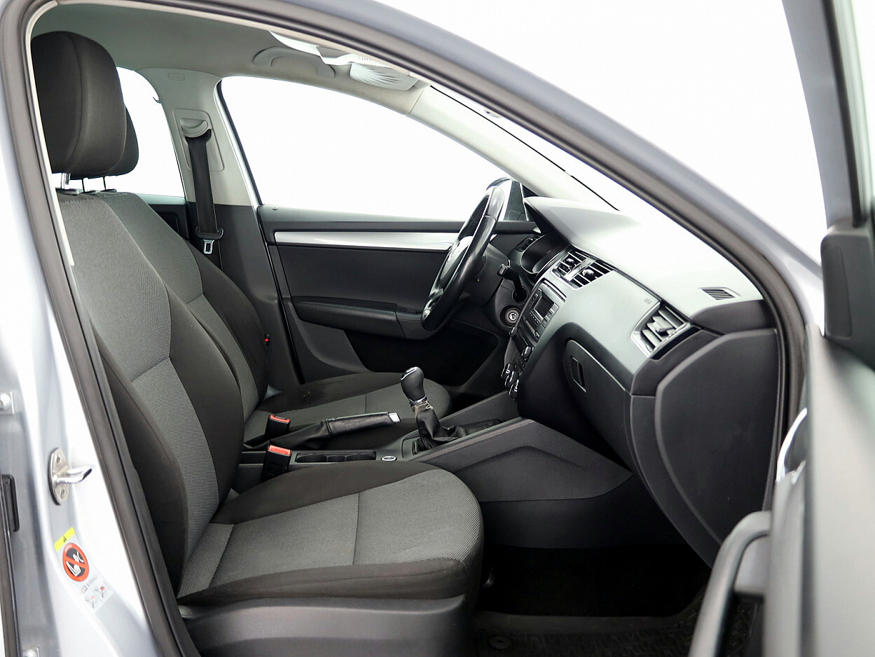 Škoda Octavia 2014, photo 6/8