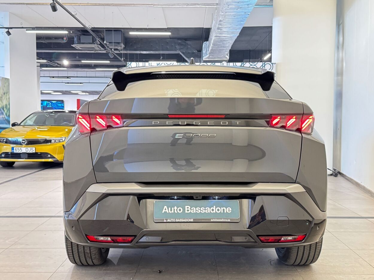 Peugeot 3008 GT Electric 210 157kW 2024, photo 7/10