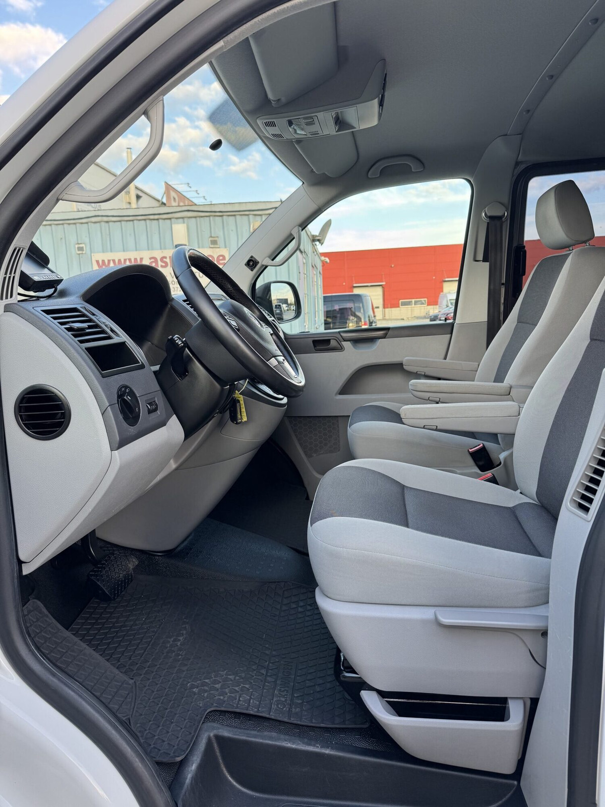 Volkswagen Transporter 2014, kuva 4/18