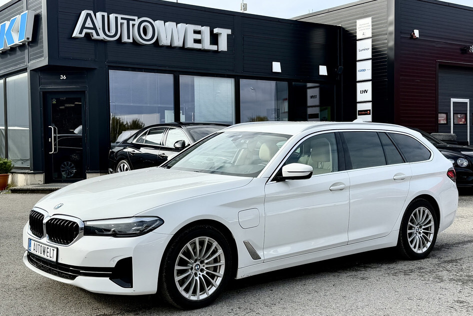 BMW 530, 2021, 2.0, 135 kW, plug-in hybrid (petrol/electric), automatic, four-wheel drive