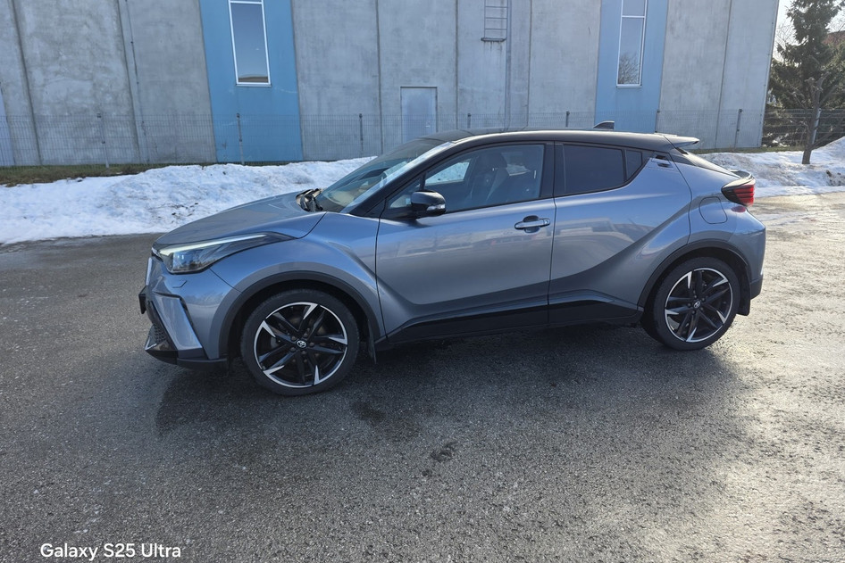 Toyota C-HR, 2022, 1.8, 72 kW, hybrid (petrol/electric), automatic, front-wheel drive
