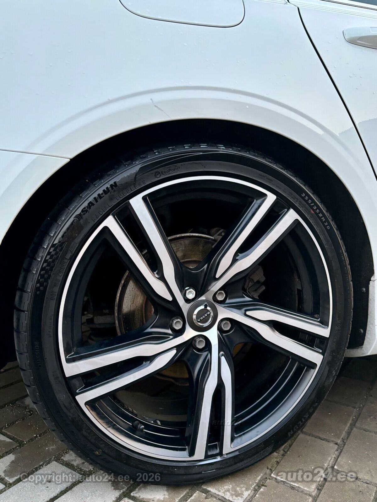 Volvo V90 2018, photo 7/10
