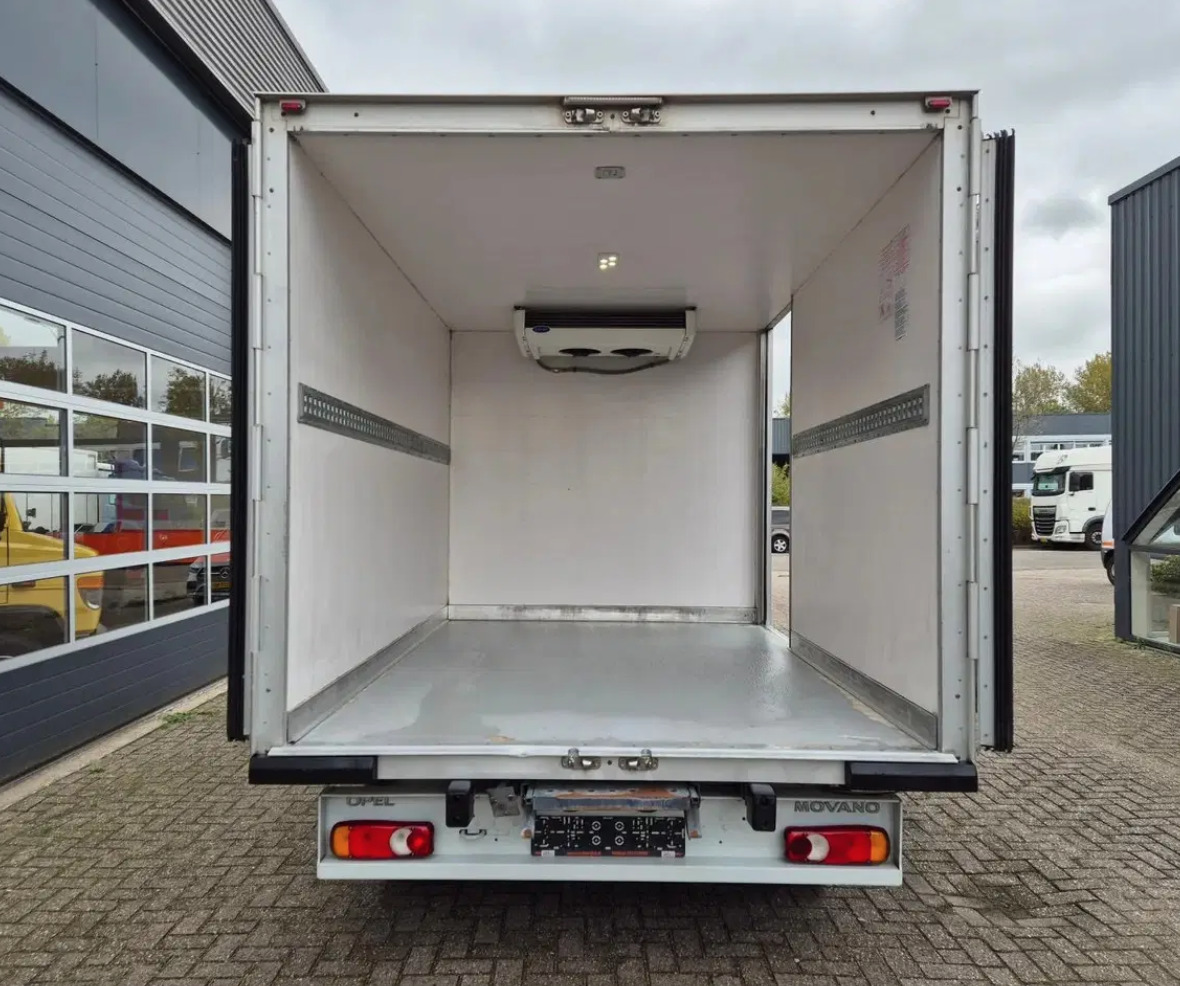 Opel Vivaro 2015, kuva 7/11