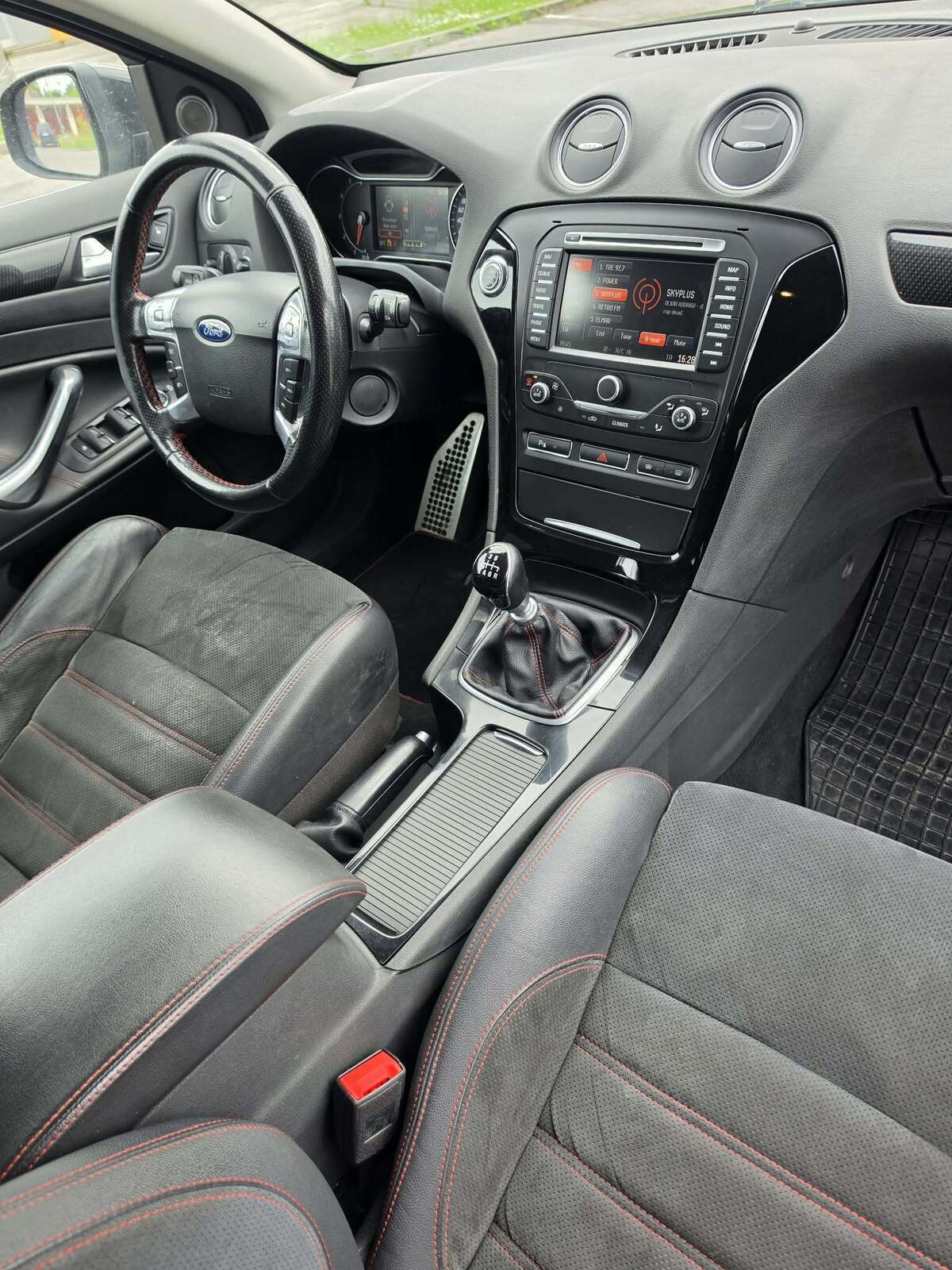 Ford Mondeo 2014, kuva 5/9