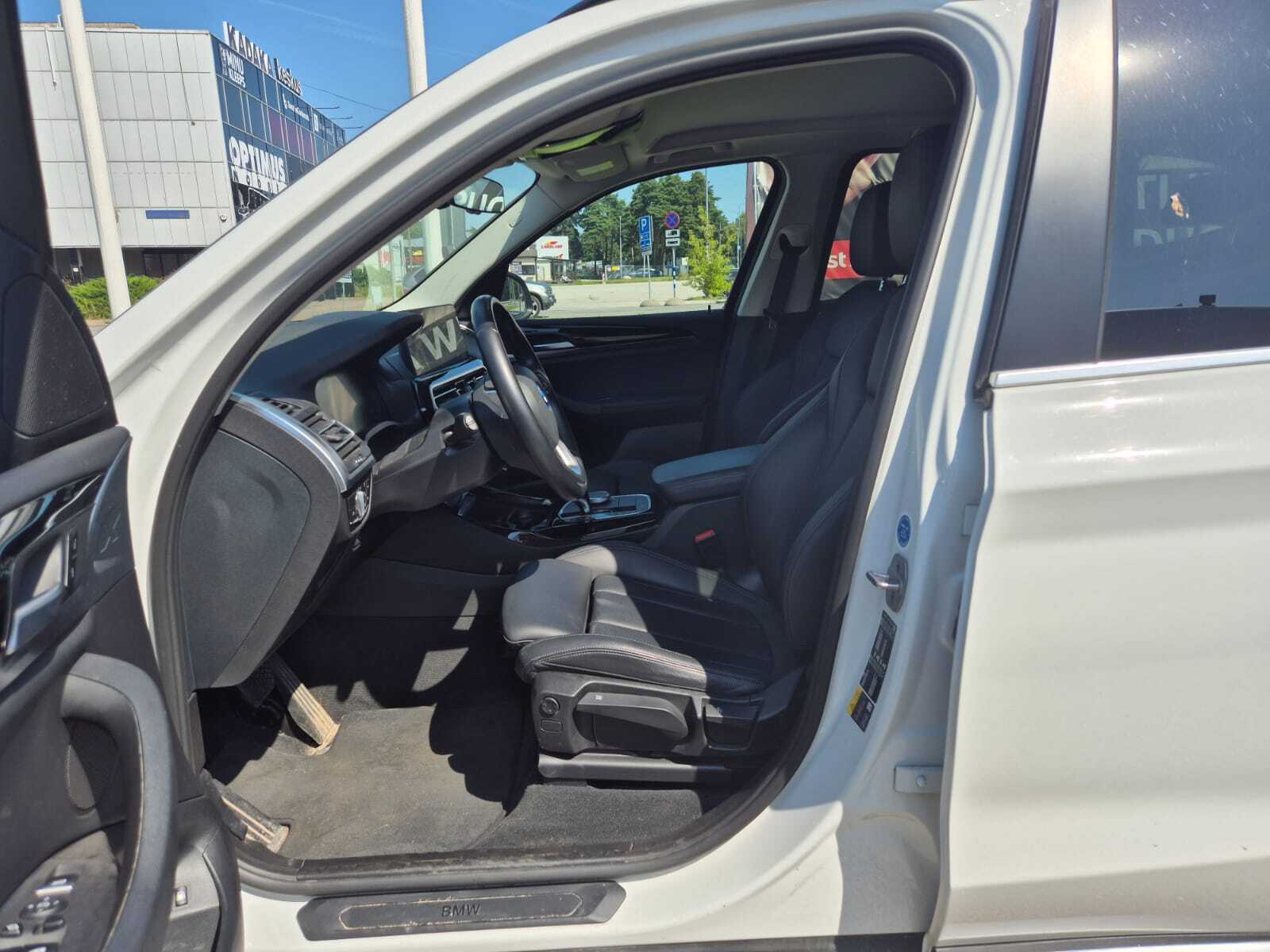 BMW X3 2022, kuva 4/8