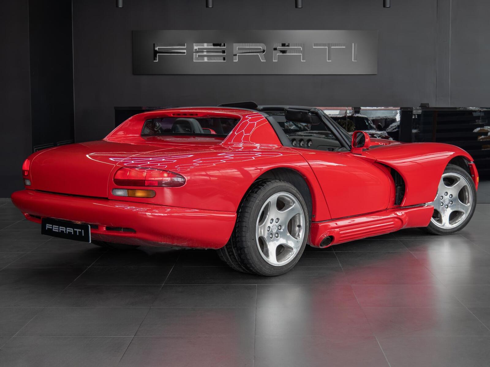 Dodge Viper R/T 10 8.0 V10 331kW 2000, photo 3/15